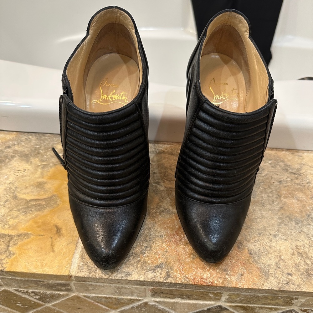 CL booties